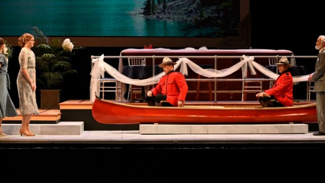 Cosi fan tutte (April 2023) Photo by Robert Tinker.